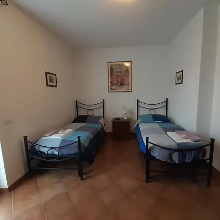 La Verbena Nocleg ze śniadaniem 3*