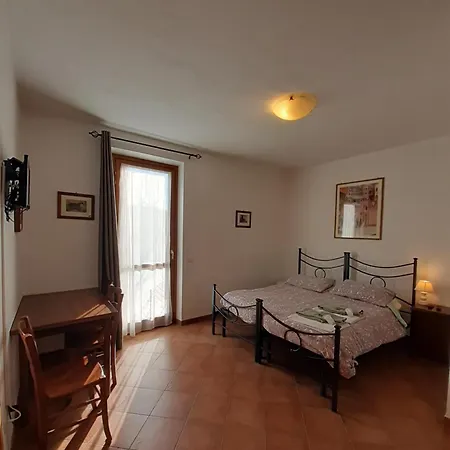 La Verbena Oda ve Kahvaltı 3*