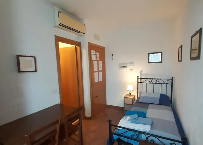 拉维尔贝纳住宿加早餐酒店 住宿加早餐酒店 3*