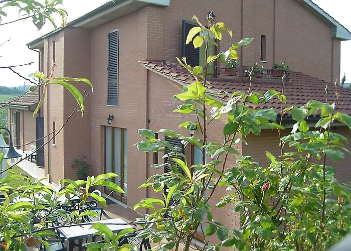 拉维尔贝纳住宿加早餐酒店